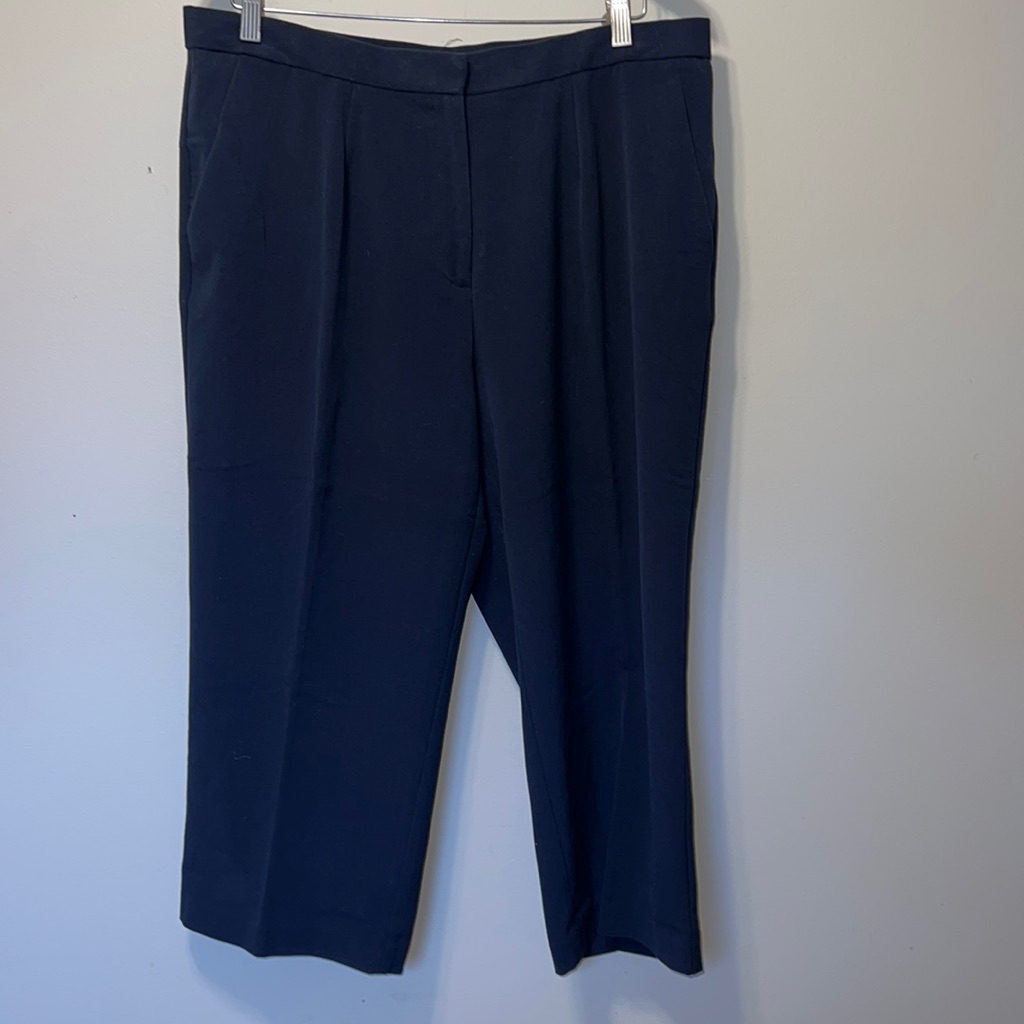 Inseam 22 Inseam 22